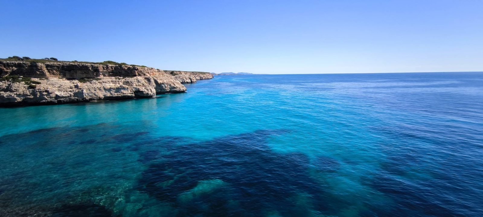 El azul intenso del mar Mediterráneo